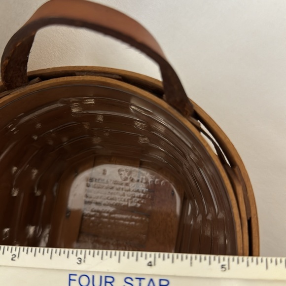 LONGABERGER BASKET & Protector. 2 Leather Handles. Vintage. Signed 1992 - Picture 3 of 5